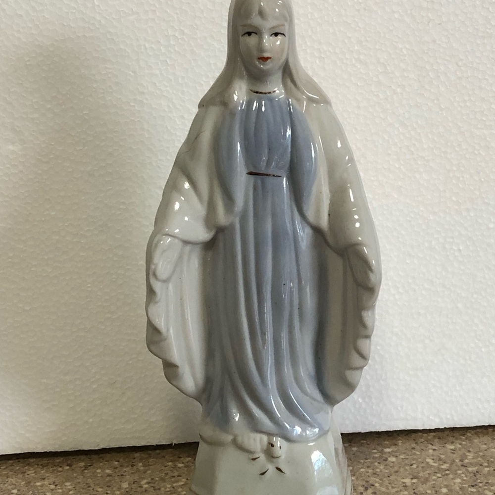 Virgin Mary Figurine in White/Pale Blue/Gold Religion Figurine